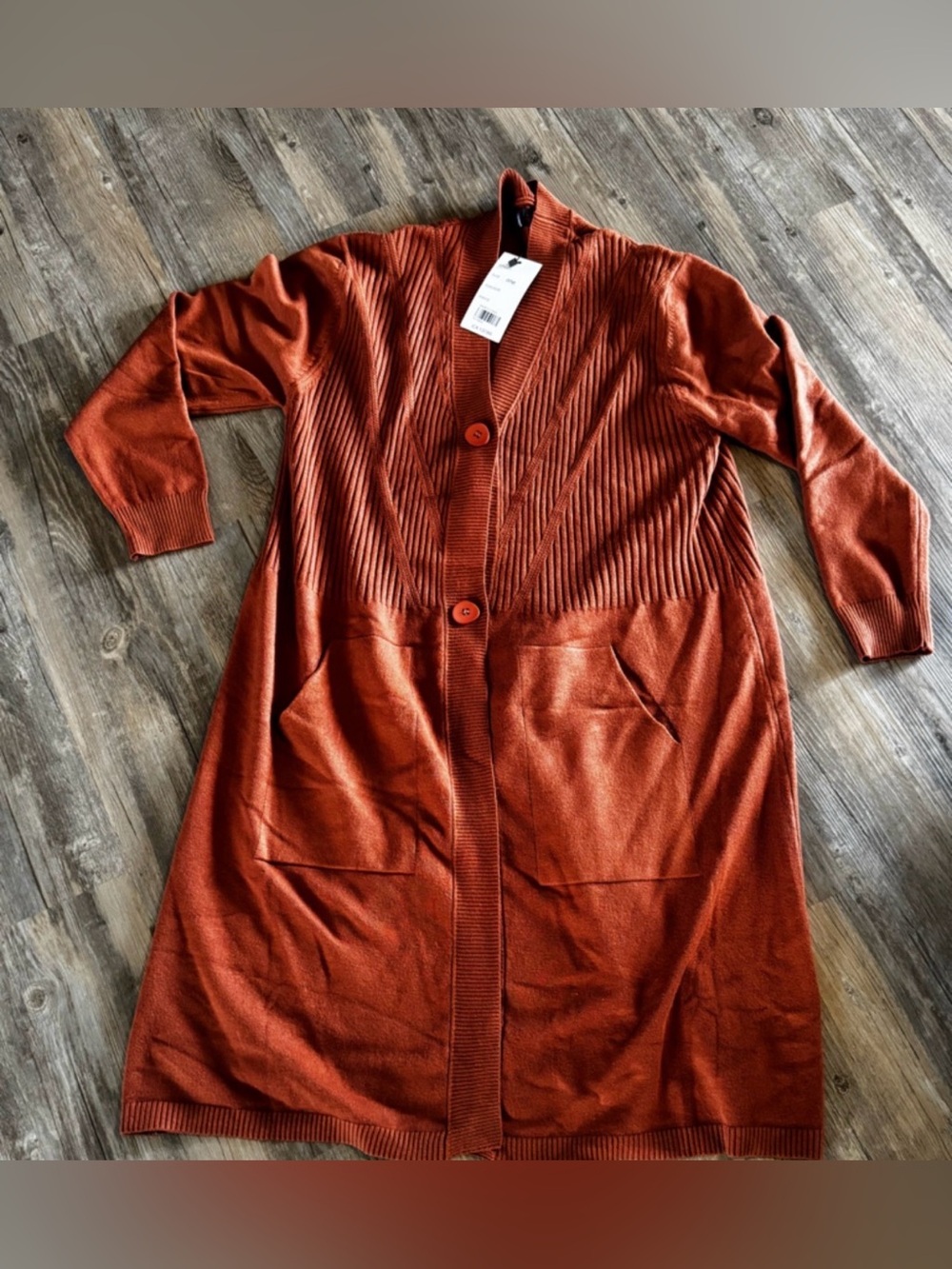 Model France long sleeve cardigan